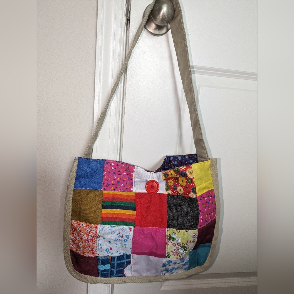 VINTAGE - BOHEMIAN HANDMADE SHOULDER BAG